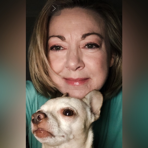 Meet your Posher, Jana & Pearl 🦋🐾💕 - Picture 7 of 7